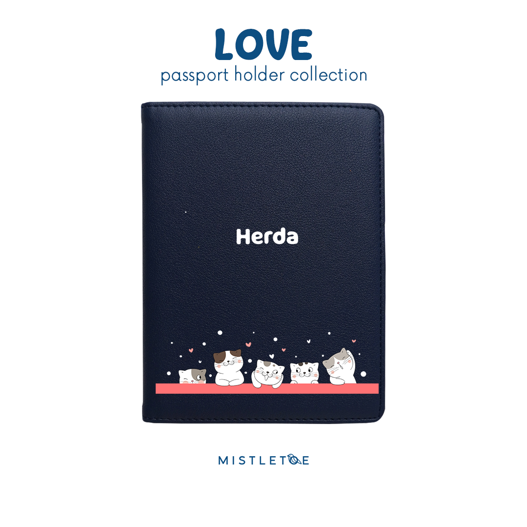 Love Struck - Passport Holder