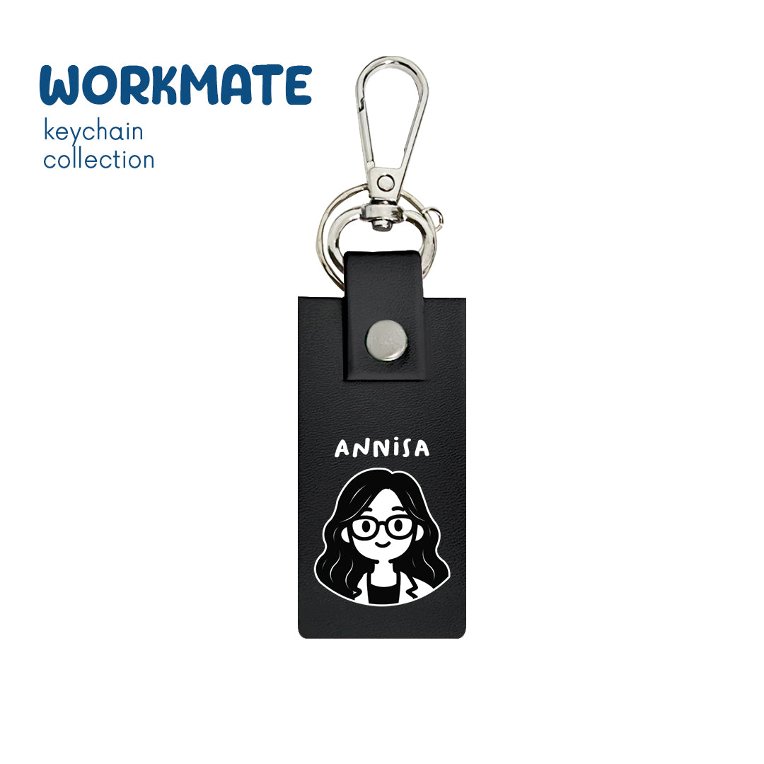 Wavy Girl - Keychain - Charcoal Black